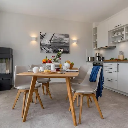 Haus Liesing Sundevit Prerow